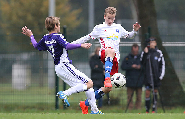 Alexander Aehlig und die U15 des HSV steht in Kiel vor einer schweren Aufgabe. Alexander Aehlig und die U15 des HSV steht in Kiel vor einer schweren Aufgabe.