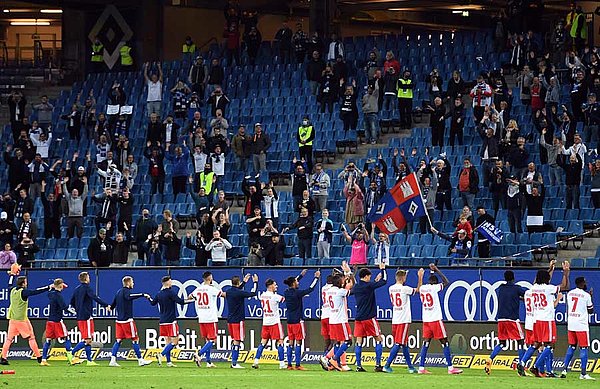 The 1,000 HSV fans in the stadium made themselves heard throughout the game and were thanked by the players after the final whistle.