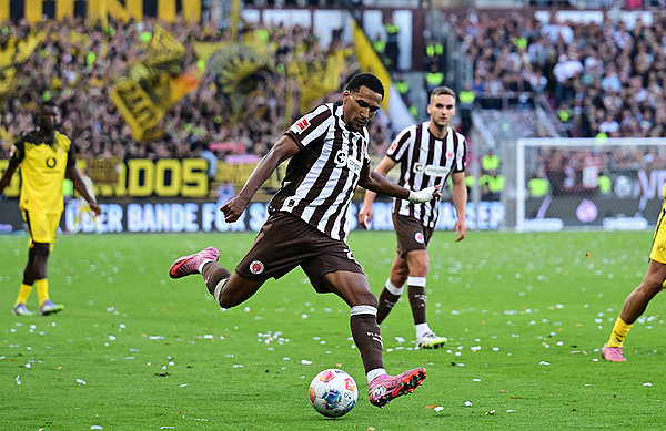 Überzeugte beim 3:3 gegen Dortmund als Torschützte: Neuzugang Andreas Hountondji. Überzeugte beim 3:3 gegen Dortmund als Torschützte: Neuzugang Andreas Hountondji.