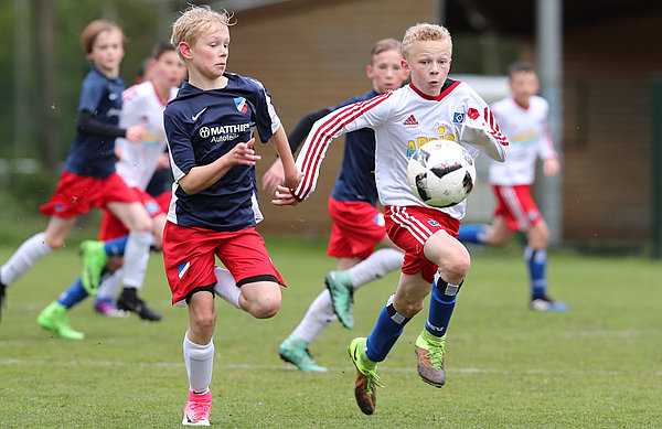 Zur Halbzeit führte der HSV mit 1:0 gegen Nienstedten. Zur Halbzeit führte der HSV mit 1:0 gegen Nienstedten.