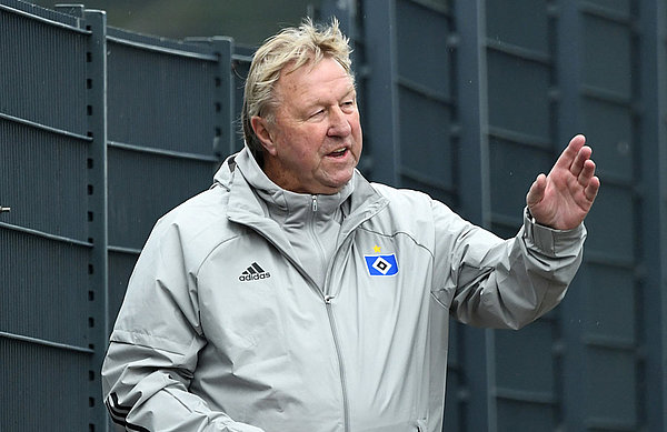 Horst Hrubesch (70) has been brought in to provide a fresh impetus with his relaxed nature and experience going into the final weeks of the season.