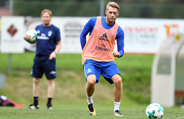 Aaron Hunt training.