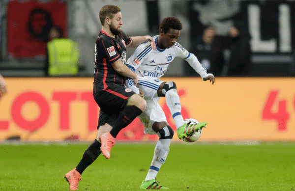 Gideon Jung fighting for the ball against Frankfurt.
