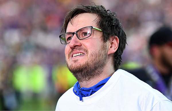 Current HSV under-21 manager Hannes Drews guided the Violets to 2. Bundesliga safety via a play-off win over Karlsruhe in May 2018.
