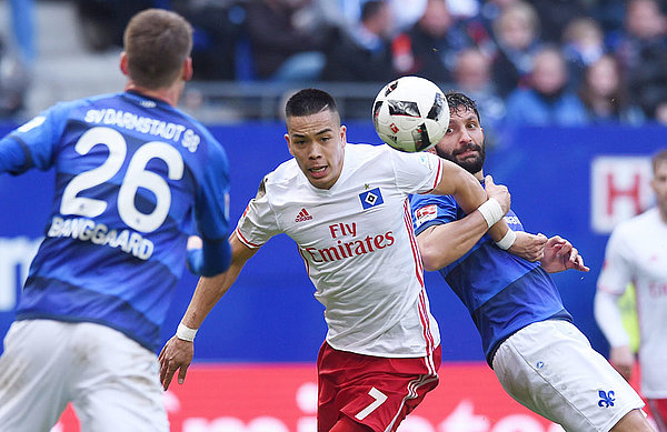 Kein Durchkommen: Bobby Wood und der gesamte HSV entwickelten gegen defensiv sehr starke Gäste nur selten die nötige Torgefahr.