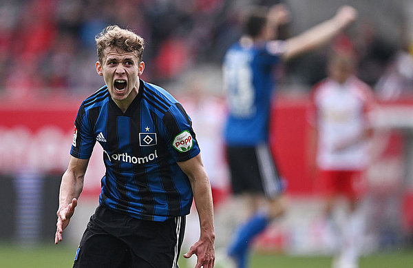 Dream goal: After Muheim in the first half, Suhonen also scored a dream goal from distance in the second half. Dream goal: After Muheim in the first half, Suhonen also scored a dream goal from distance in the second half.
