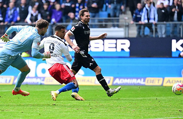 Der Doppelpack: Robert Glatzel sorgte in der ersten Hälfte für die 1:0-Führung, in der zweiten dann mit seinem 4:2 für die Entscheidung und den verdienten Heimsieg.