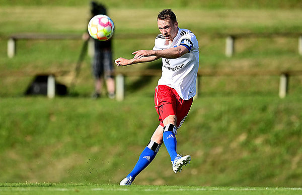 Back in the thick of things instead of just being there: HSV captain Sebastian Schonlau.