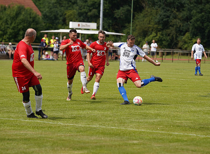 HSV-Traditionsmannschaft im Norden aktiv