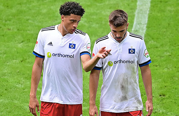 Young duo in central defence: Jonas David (21) and Mario Vuskovic (19) formed the defensive centre against Nürnberg and won 26 of their 32 duels (81 per cent).