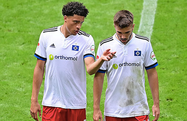 Junges Duo in der Innenverteidigung: Jonas David (21) und Mario Vuskovic (19) bildeten das Abwehrzentrum gegen Nürnberg und gewannen 26 ihrer 32 Zweikämpfe (81 Prozent).