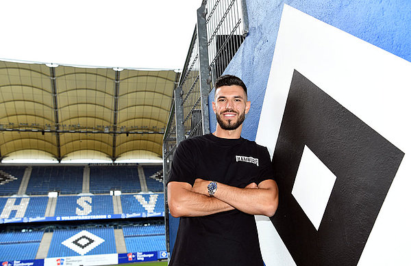 Klaus Gjasula freut sich auf seine neue sportliche Heimat im Volksparkstadion.