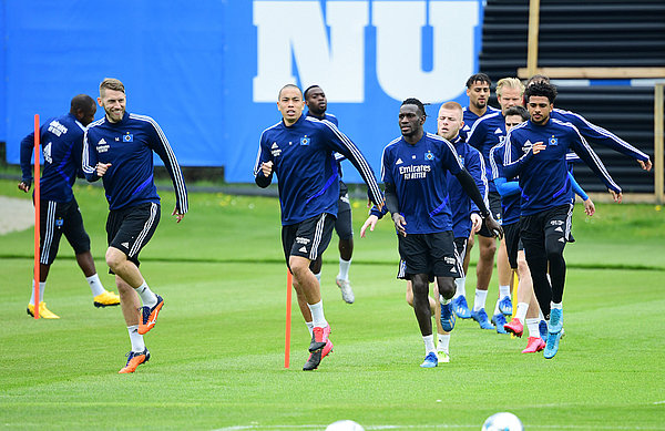Happy to be back on the pitch: Aaron Hunt and his teammates are happy about the continuation of the league campaign.