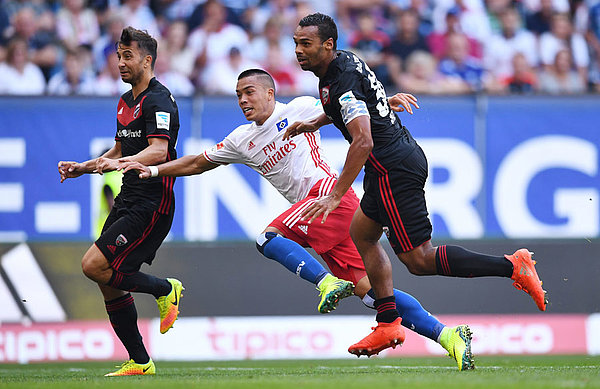 Bobby Wood schießt Tor gegen den FC Ingolstadt.