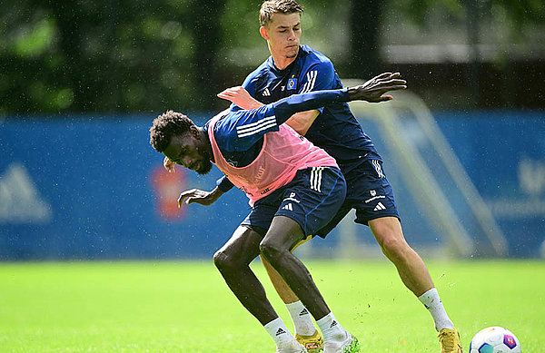 Miro Muheim back in action with Bakery Jatta in training.