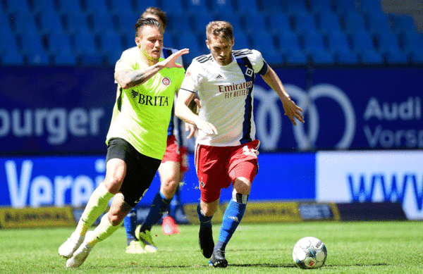In a hard-fought second half, Aaron Hunt was able to see his side get their first win since the restart of league football.