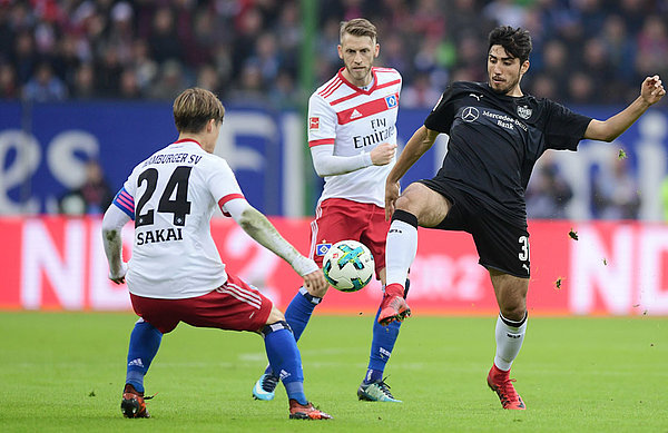 Özcan has already played in the Volksparkstadion as his VfB Stuttgart side fell to a 3-1 defeat to HSV on 4th November 2017. The atmosphere during the match had a lasting impact on the German-Turkish midfielder.