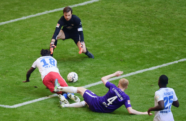 A lot of the first-half play occurred in the Aue area, and Bakery Jatta may have had a claim for a penalty.