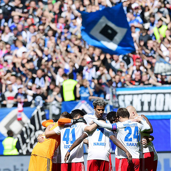 Teamkreis vor dem Heimspiel gegen Aue. 