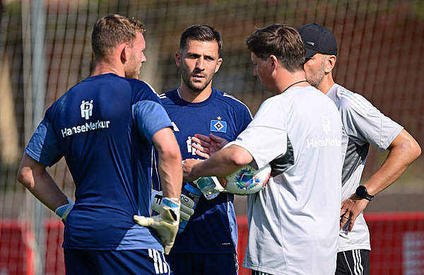 Pushen sich gegenseitig im Tor: Neuzugang Daniel Peretz und Daniel Heuer Fernandes. Pushen sich gegenseitig im Tor: Neuzugang Daniel Peretz und Daniel Heuer Fernandes.