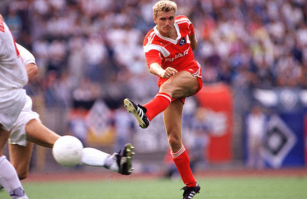 443 Pflichtspiele absolvierte Thomas von Heesen zwischen 1980 und 1994 für seinen HSV und prägte in dieser Zeit als Spieler und Persönlichkeit eine Ära.
