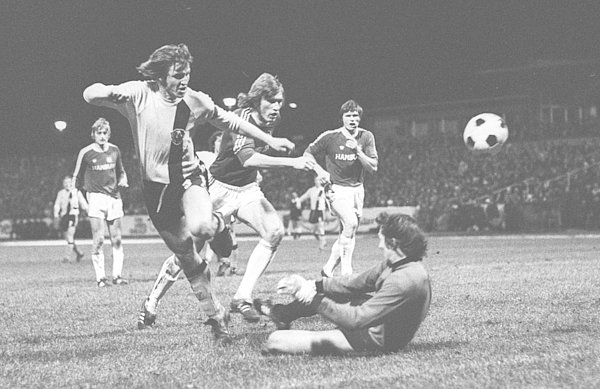 Dynamo Dresden were one of the most successful teams in former East Germany, coming up against HSV in European competition in December 1974.