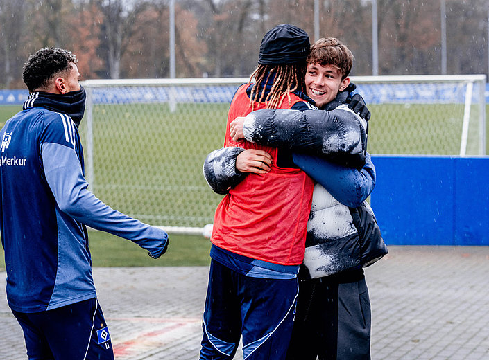 Moin, Otto! Besonderer Trainingsgast im Volkspark
