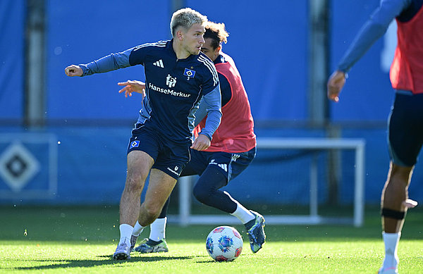 Fortan wieder Teil des Profi-Trainings: Außenverteidiger Noah Katterbach. Fortan wieder Teil des Profi-Trainings: Außenverteidiger Noah Katterbach.