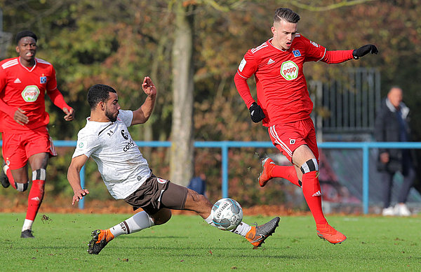 Valentin Zalli und die U19 waren stets einen Schritt schneller. Valentin Zalli und die U19 waren stets einen Schritt schneller.