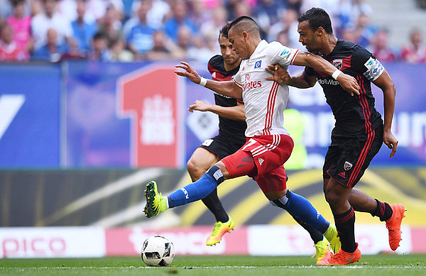 Bobby Wood erzielt das 1:0