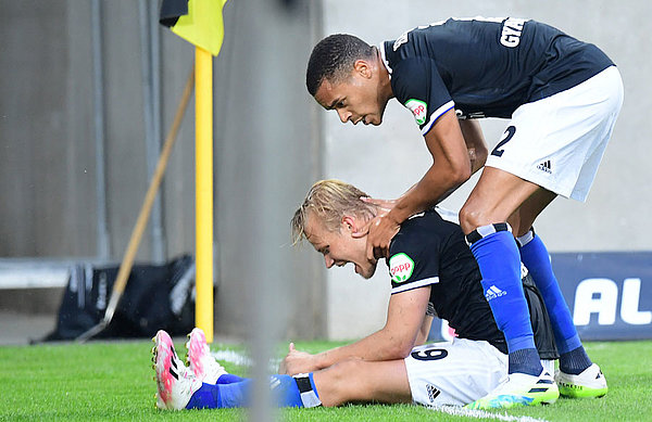 Pohjanpalo feiert seinen Treffer. Gyamerah sein Tor und sein eigenes Comeback. Pohjanpalo feiert seinen Treffer. Gyamerah sein Tor und sein eigenes Comeback.