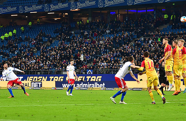 Premierentreffer der Extraklasse: Mario Vuskovic erzielte sein erstes Tor im HSV-Dress. Premierentreffer der Extraklasse: Mario Vuskovic erzielte sein erstes Tor im HSV-Dress.