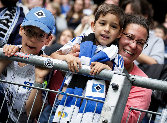 Jetzt Familien-Stammplatz im Volksparkstadion sichern