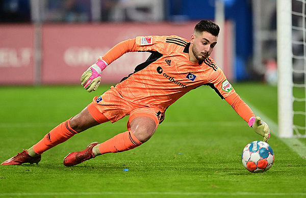 Marko Johansson was lucky in one scenario, but beyond that he showed many strong saves and was on the verge of his next game to nil. Marko Johansson was lucky in one scenario, but beyond that he showed many strong saves and was on the verge of his next game to nil.