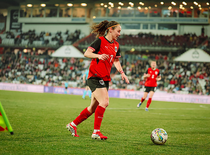 HSV-Frauen: Zwölf Rothosen auf Länderspielreise