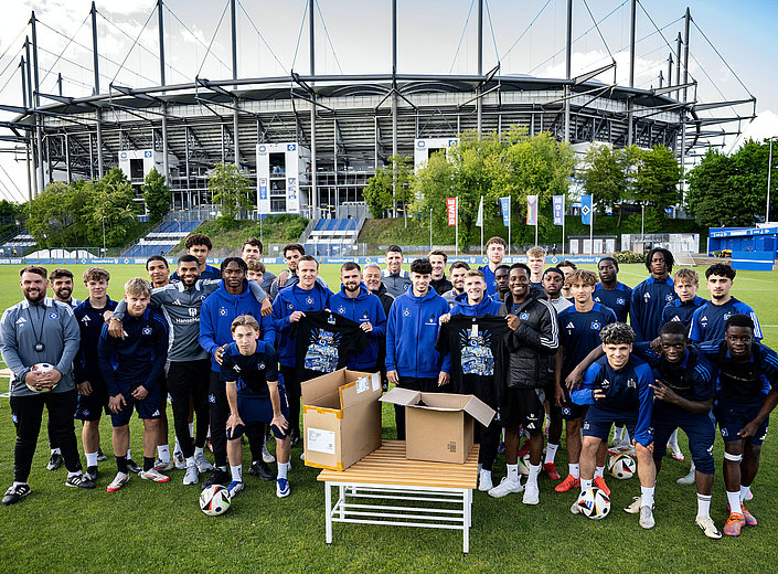 HSV-Profis überraschen Nachwuchsspieler