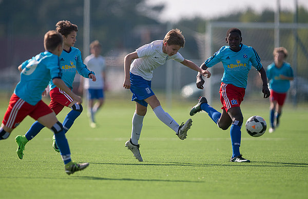 Die U13 des HSV verlor zwar 0:2, repräsentierte den Klub aber sehr gut.