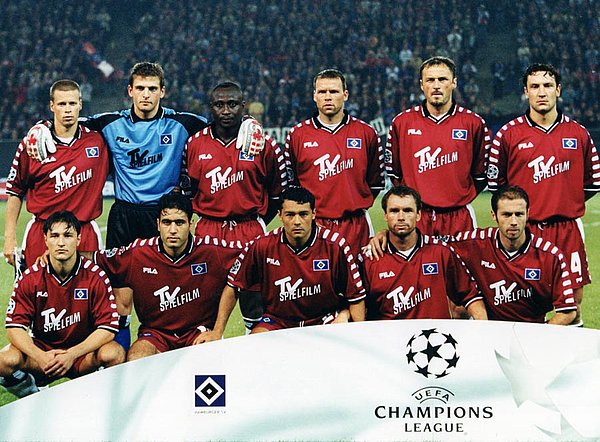 Die Startelf von damals: Groth, Butt, Yeboah, Hoogma, Panadic, Hertzsch, (o.R.v.l.), Kovac, Mahdavikia, Cardoso, Hollerbach, Barbarez (u.R.v.l.) Die Startelf von damals: Groth, Butt, Yeboah, Hoogma, Panadic, Hertzsch, (o.R.v.l.), Kovac, Mahdavikia, Cardoso, Hollerbach, Barbarez (u.R.v.l.)