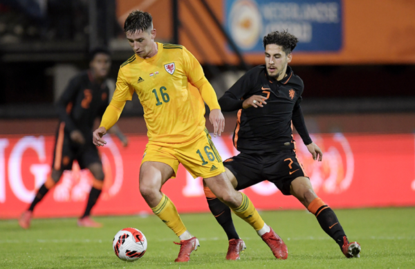 Ludovit Reis in action for the Netherlands U21 during the win over Wales