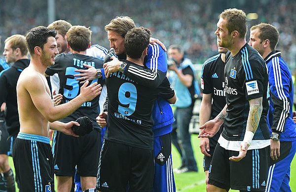 Der Jubel kannte keine Grenzen: Am 15. Mai 2014 gelang dem HSV im Relegations-Rückspiel in Fürth durch ein 1:1 der Klassenerhalt. Die bisher letzte Pflichtspiel-Begegnung zwischen beiden Mannschaften.